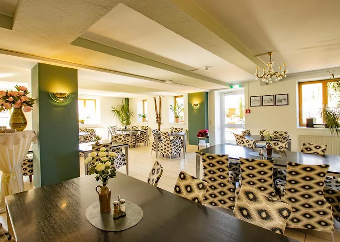 Erzgebirgshotel Freiberger Hoehe فندق