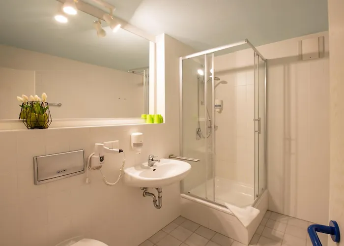 Erzgebirgshotel Freiberger Hoehe فندق إِبندورف