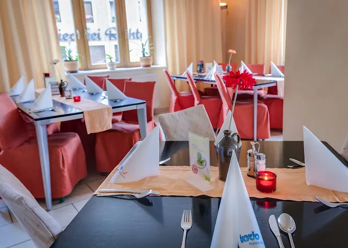 מלון Erzgebirgshotel Freiberger Hoehe